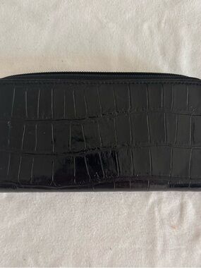 Vintage Mundi calfskin croc-texture double zip wallet